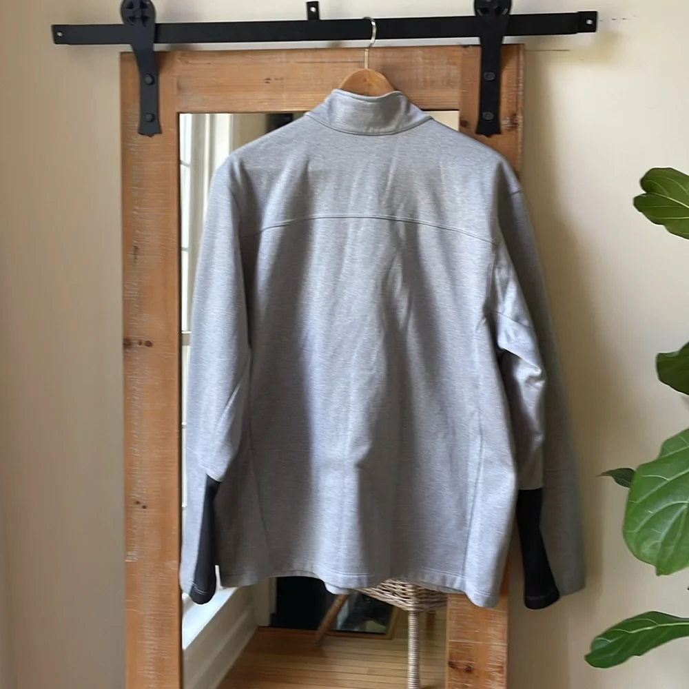 The North Face Gray Performance Pullover Size XL